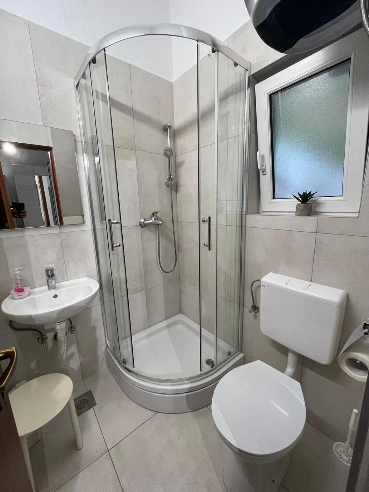 Hostel Scardona Скрадин Екстер'єр фото